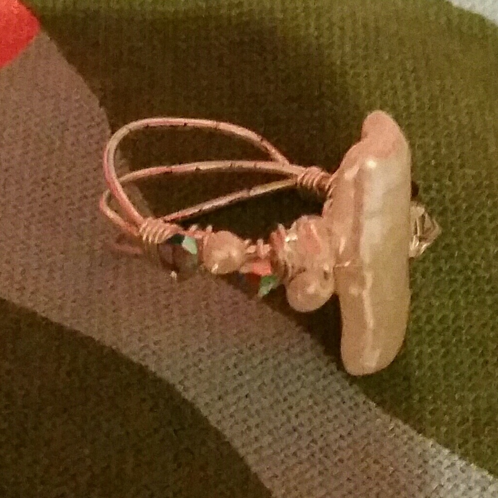 PEARL & CRYSTAL RING - Picture 3 of 3